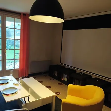 Logement- Aucun-val D'azun